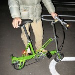 ルイ・ガノの小型自転車。たたむとトランペット・ケースぐらいのサイズになるそうです。