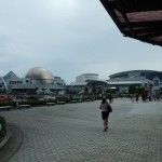名古屋港水族館の外観。
