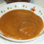 土浦ツェッペリンカレー。甘く、みずみずしく、酸味がありサラサラで、なかなかおいしいカレーでした。